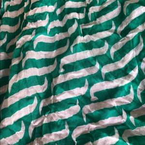 Vineyard Vines wave lightweight scarf